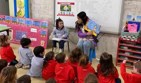 Los alumnos de infantil aprenden inglés siguiendo un proceso similar al aprendizaje de la lengua materna