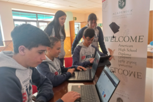 Alumnos haciendo ejercicios