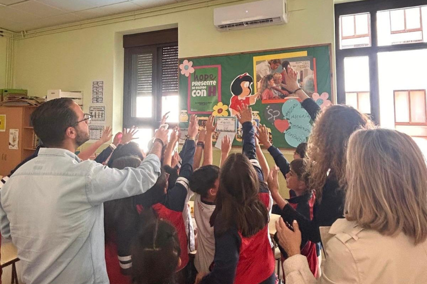 La implicación de las familias hace posible la climatización del centro